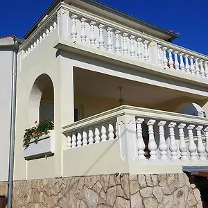 Nena Apartment